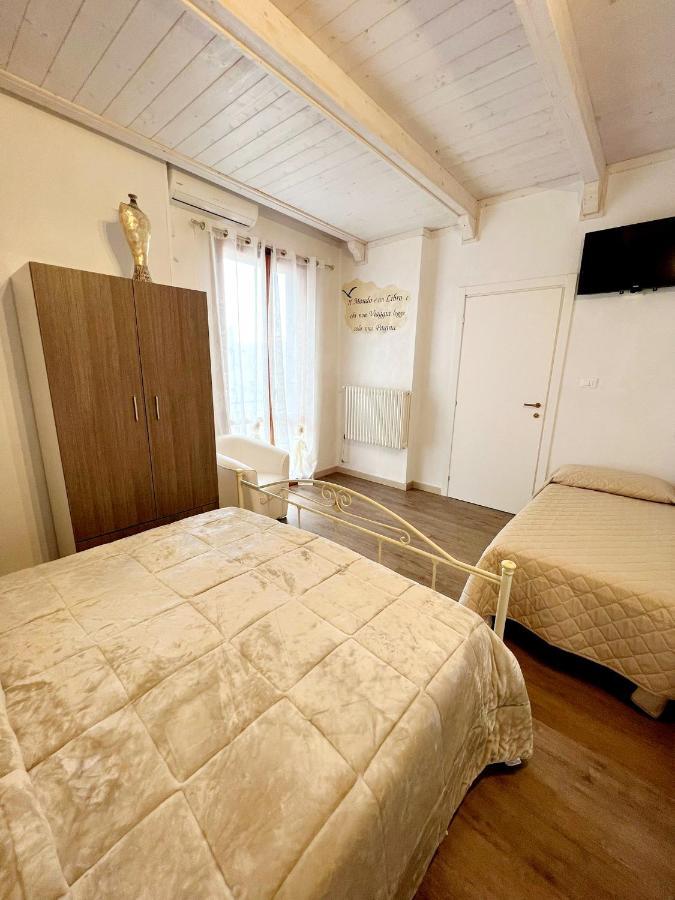 奥斯图尼Il Girasole住宿加早餐旅馆 外观 照片