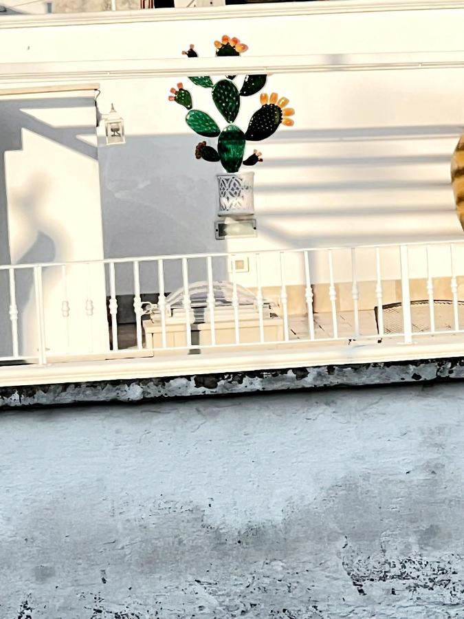 奥斯图尼Il Girasole住宿加早餐旅馆 外观 照片